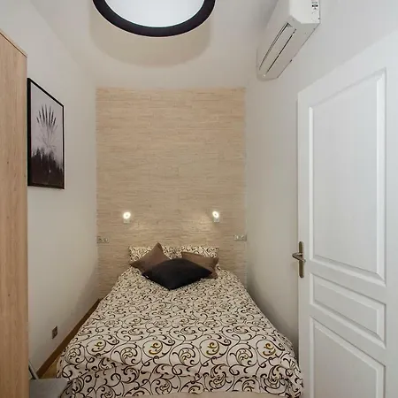 Appartement Superbe 7 Bis Rue Barla *